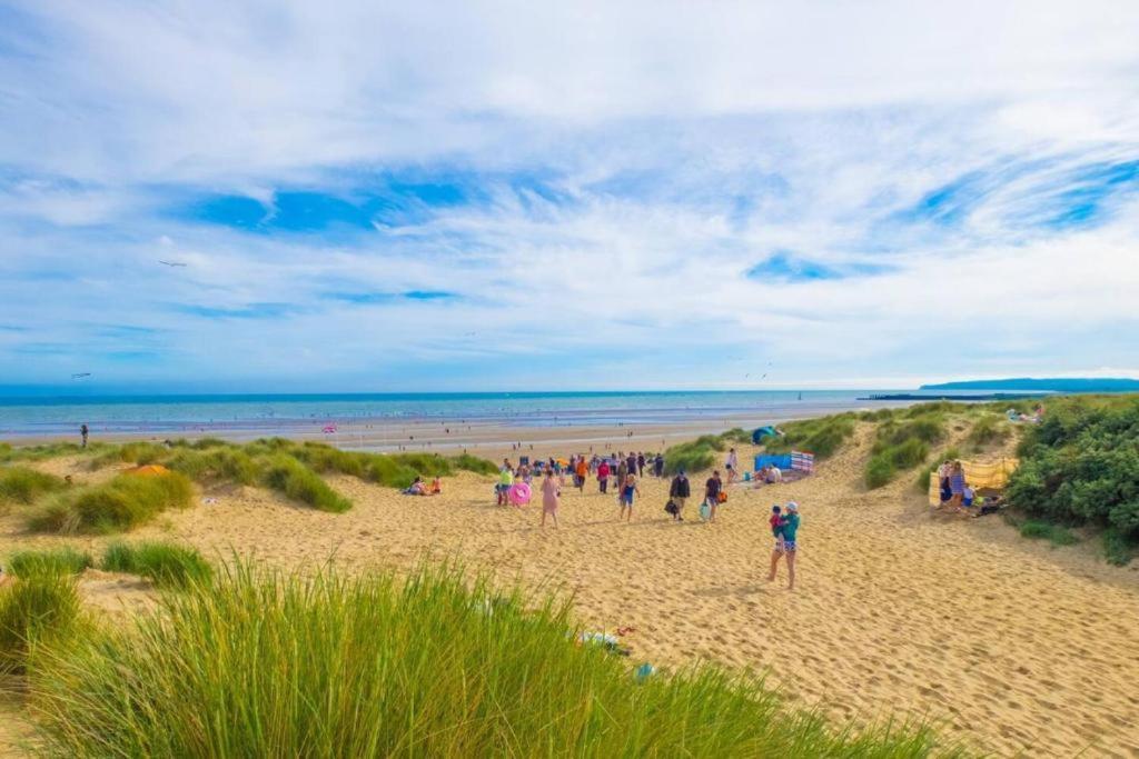 An Oasis Of Serenity In Camber Sands - Brand New 8 Berth Caravan Hotel Exterior foto